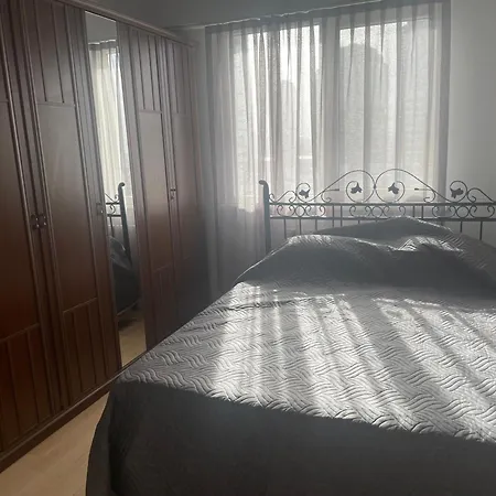 Bahcesehir N Tepe Sitesi Avm Goelet Ulasim Merkezi Konum Apartment *