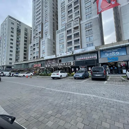 Bahcesehir N Tepe Sitesi Avm Goelet Ulasim Merkezi Konum شقة اسطنبول