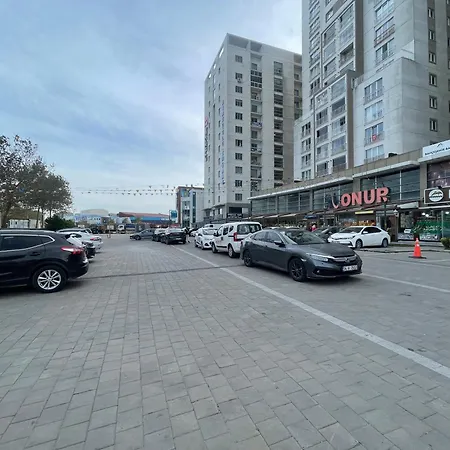 Bahcesehir N Tepe Sitesi Avm Goelet Ulasim Merkezi Konum