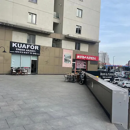 Bahcesehir N Tepe Sitesi Avm Goelet Ulasim Merkezi Konum דירה