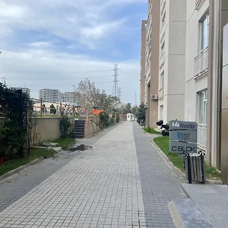 Bahcesehir N Tepe Sitesi Avm Goelet Ulasim Merkezi Konum איסטמבול